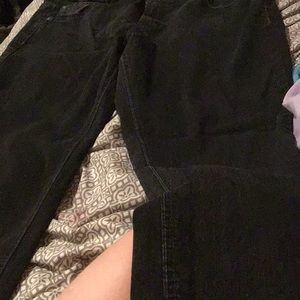 Black Jordache skinny jeans